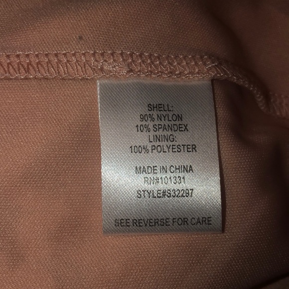 Bodycon Peplum Skirt - Picture 4 of 4